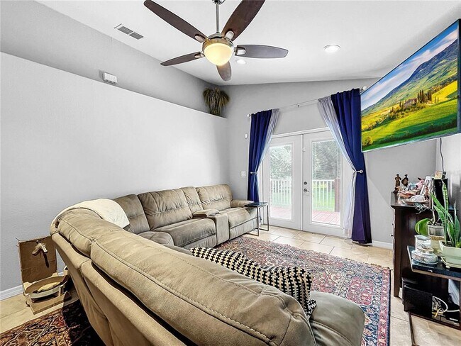Building Photo - 5953 Mohr Loop