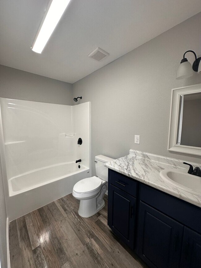 Building Photo - 3 Bed 2 Bath New Construction Brick Home