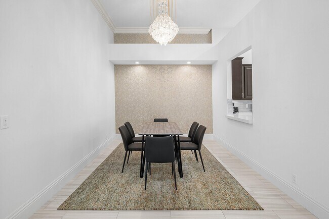 Building Photo - 114 Palm Point Cir