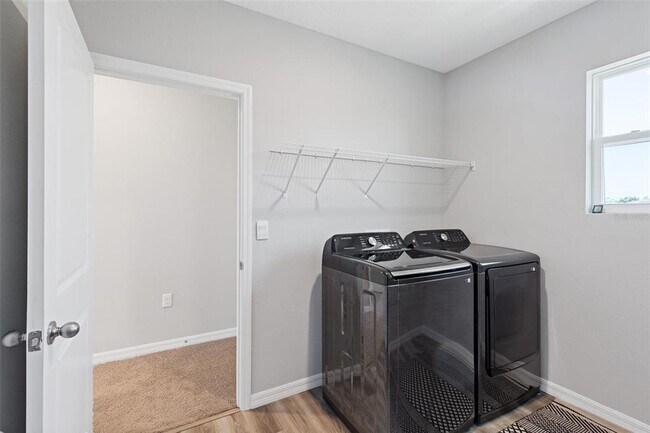 Building Photo - 3310 Amber Waves Dr