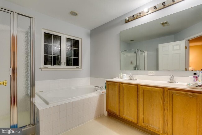 Building Photo - 13665 St Johns Wood Pl