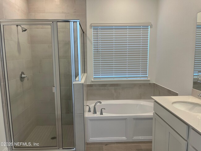 Building Photo - 66 Otsego Ln