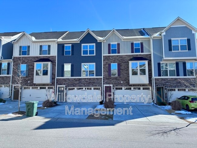 Building Photo - 812 Channing Park Cir