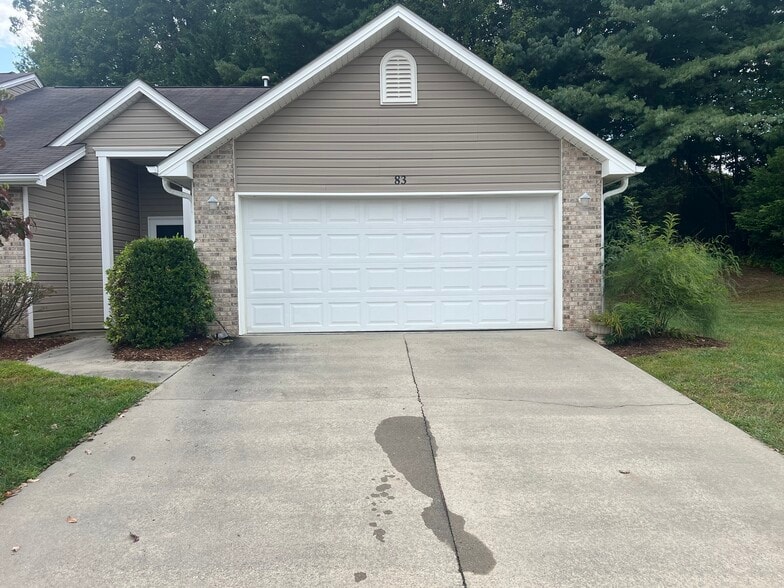 Available now in Stafford Hills ! - 83 Birkshire Way