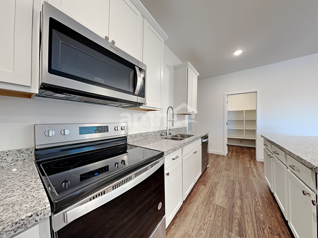 Building Photo - 4218 S 105th Dr