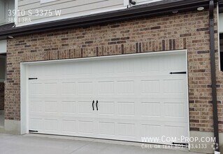 Building Photo - Modern 3 bed 2.5 bath TH for Rent in West ...