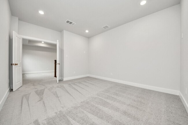 Building Photo - 26907 Southwick Vly Ln