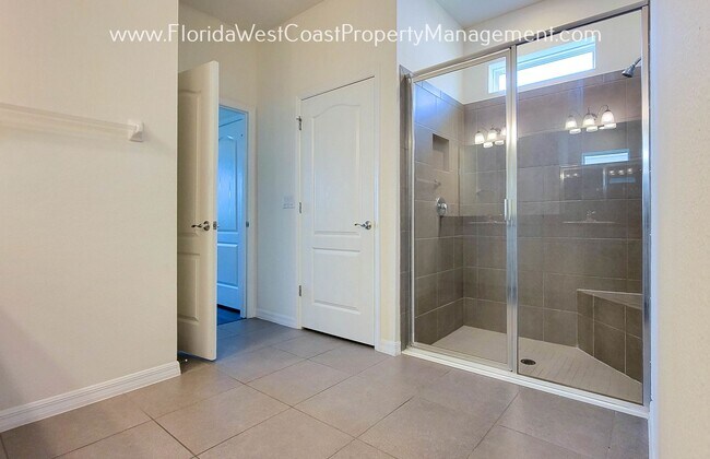 Building Photo - PET FRIENDLY LAKEWOOD RANCH 4 BED/2 BATH H...