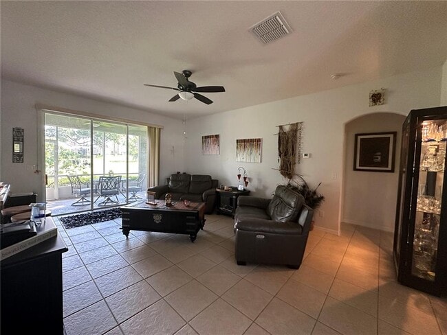 Building Photo - 3458 Chessington St