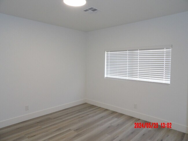 Building Photo - 4240 Gaye Ln