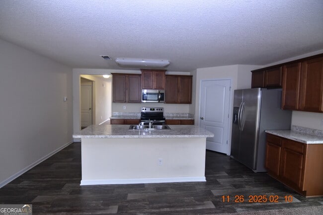 Building Photo - 223 Brooklet Cir