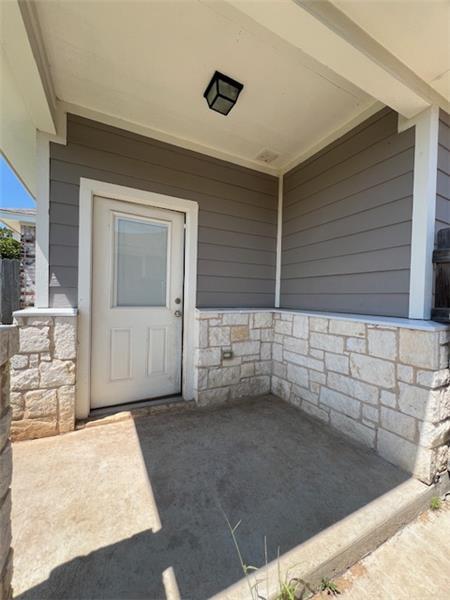 Building Photo - 423 Spring St