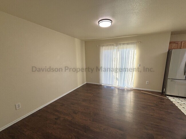 Building Photo - 1045 Lords Hill Dr