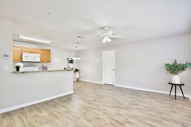 Building Photo - The Landings Condominiums