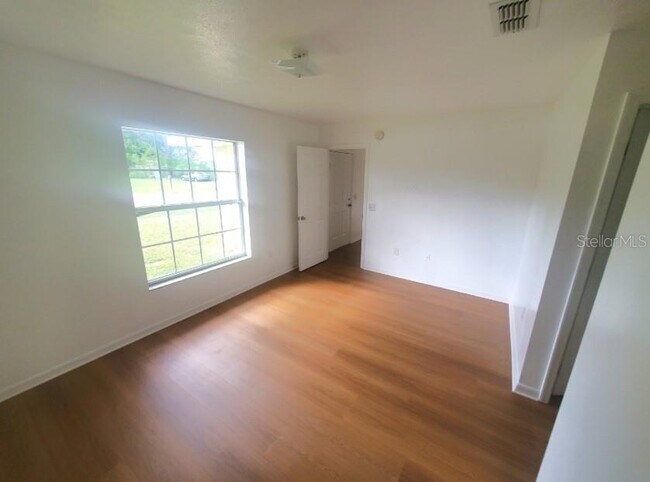 Building Photo - 665 NW 59th Ave