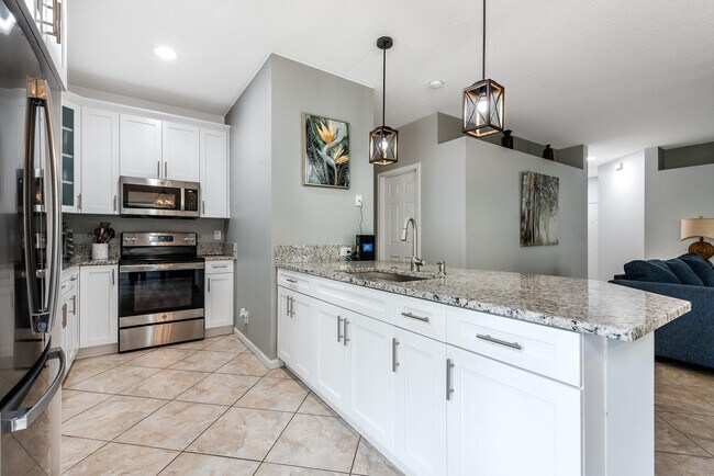 Building Photo - 12582 Shoreline Dr