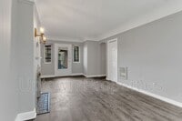 Building Photo - 1328 NE 68th Ave