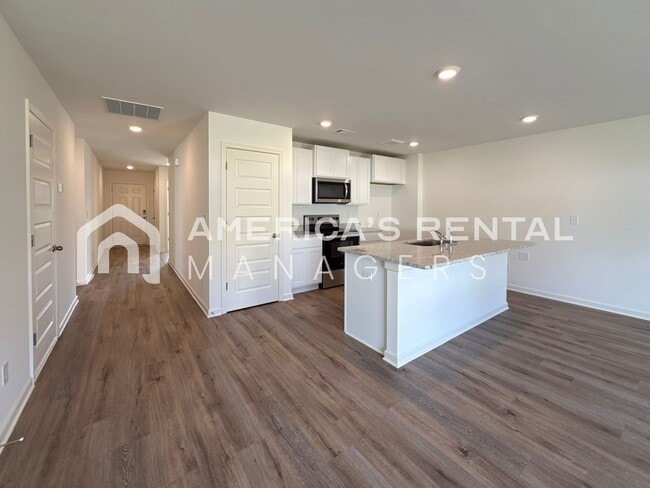 Building Photo - Spacious & Modern 4-Bedroom, with Blinds Included!! Retreat in Magnolia Hills - Pet-Friendly! Ava...