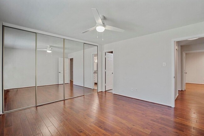 Building Photo - 4824 Darla Dr