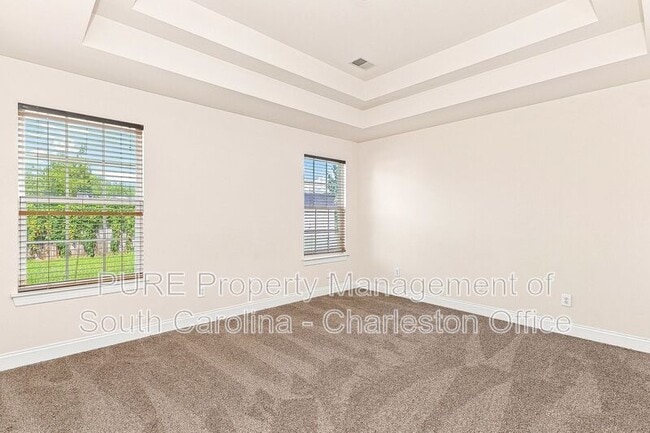 Building Photo - 229 Equinox Cir