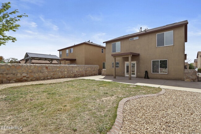 Building Photo - 2240 Decamp Point Pl