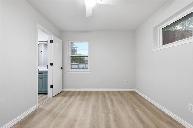 Building Photo - 5719 Enchanted Ln