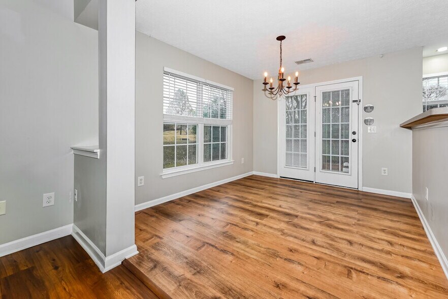 Building Photo - 3208 Nicole Dr