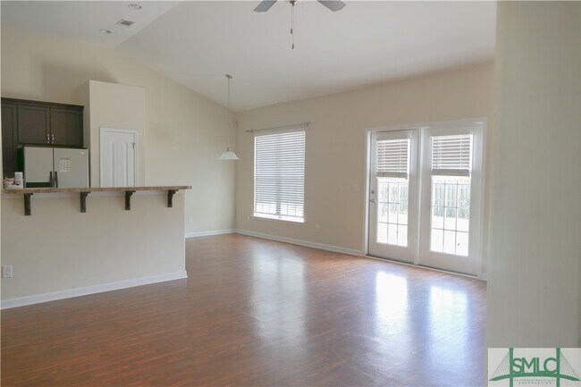 Building Photo - 112 Grayson Ave