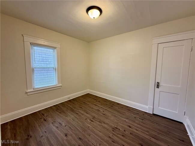 Building Photo - 4706 E 93rd St