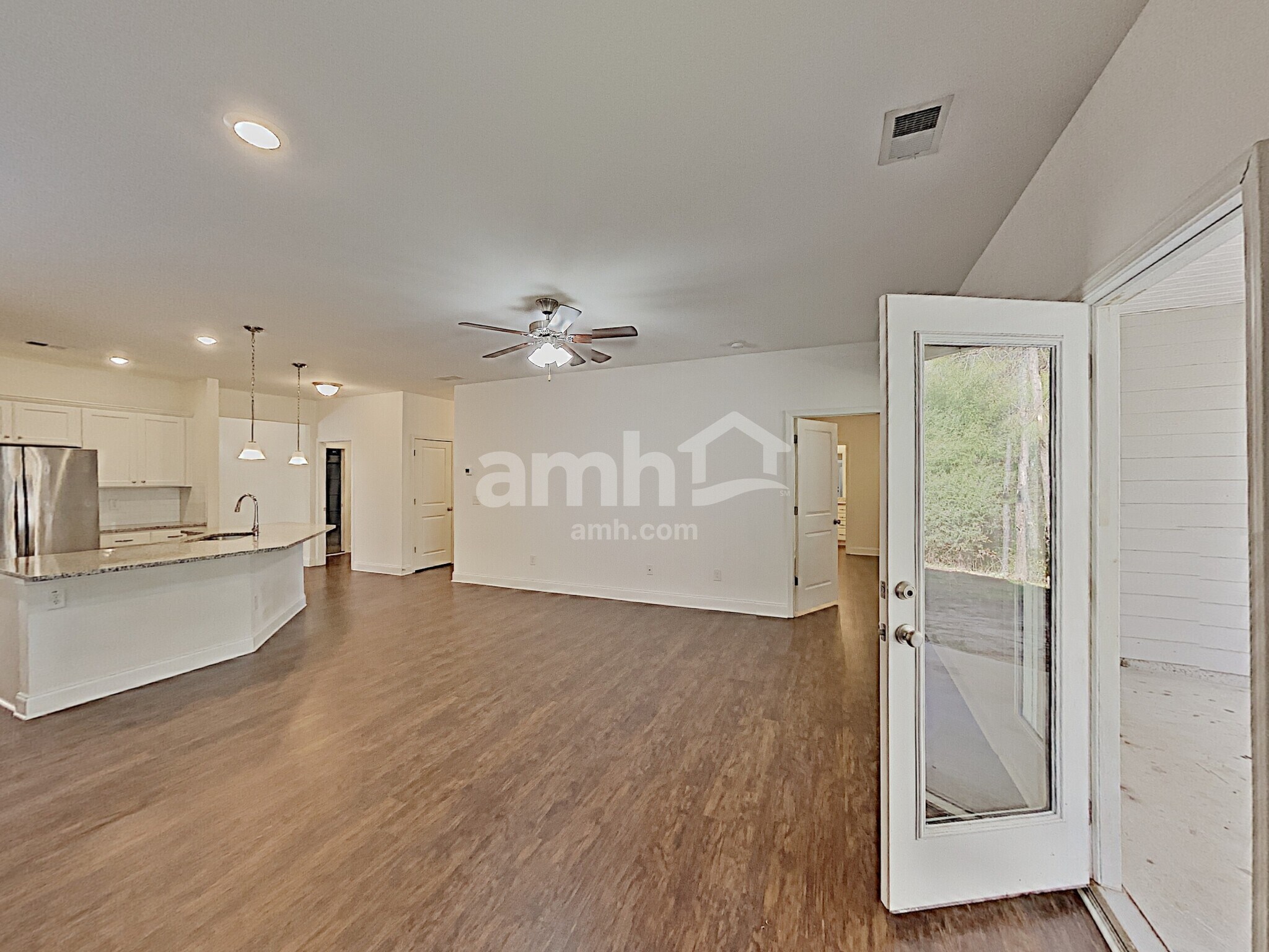 Building Photo - 209 McBee Pl