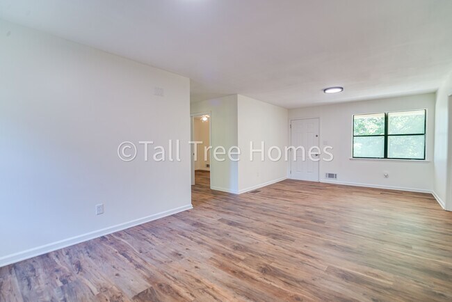 Building Photo - 325 Camp Ground Rd