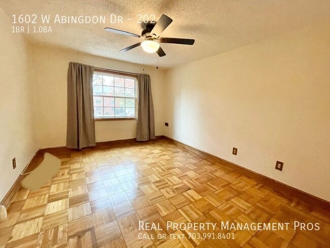 Building Photo - 1602 W Abingdon Dr