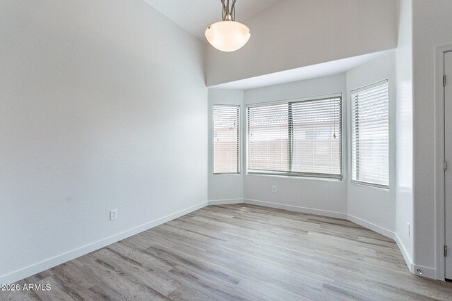 Building Photo - 24866 W Huntington Dr