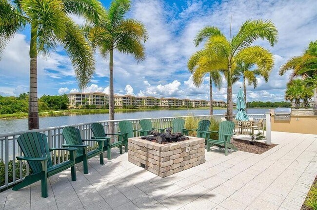 Building Photo - 10520 Boardwalk Loop