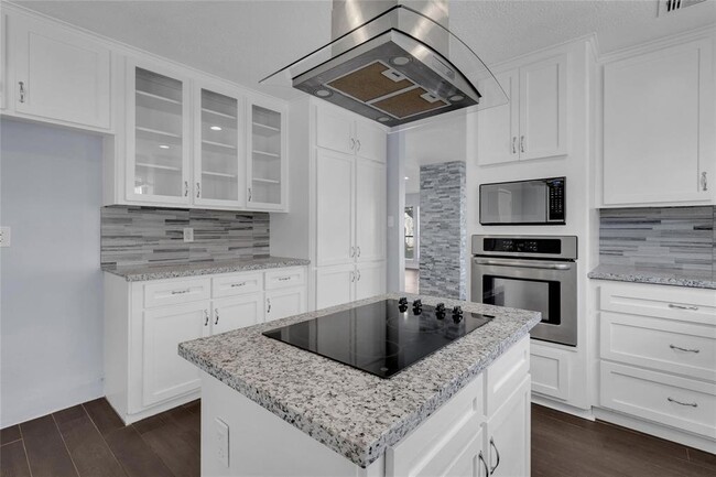 Building Photo - 19002 Walden Forest Dr