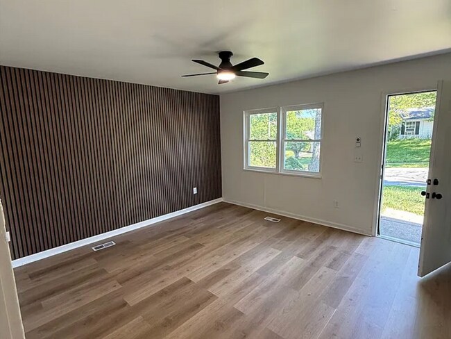 Building Photo - 3540 Teaberry Dr