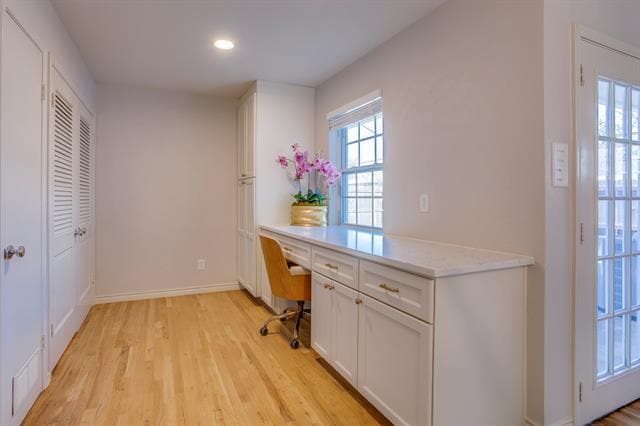 Building Photo - 5473 Anita St