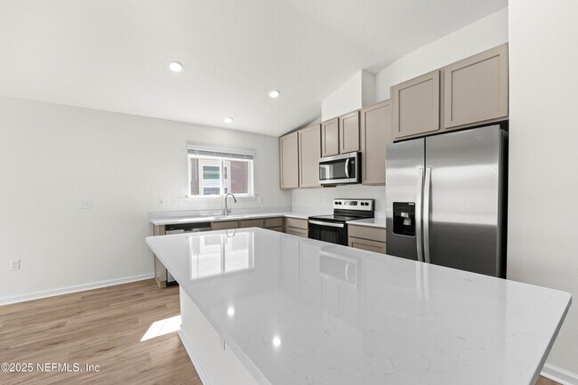 Building Photo - 11117 Buckner Ln