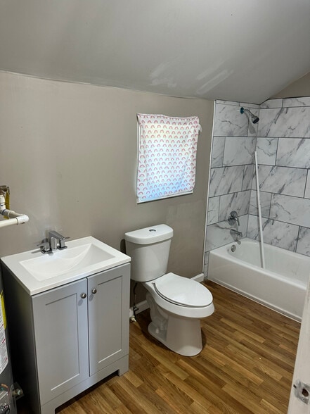 Building Photo - 61 Highland St NE