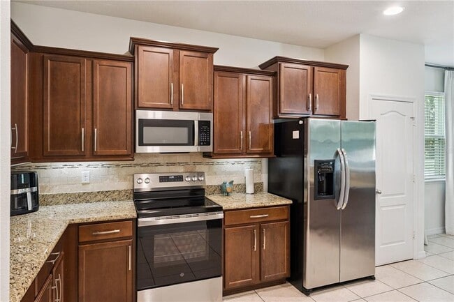 Building Photo - 1356 Scarlet Oak Loop