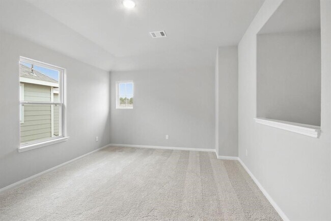 Building Photo - 1421 Mount Bassie Trl