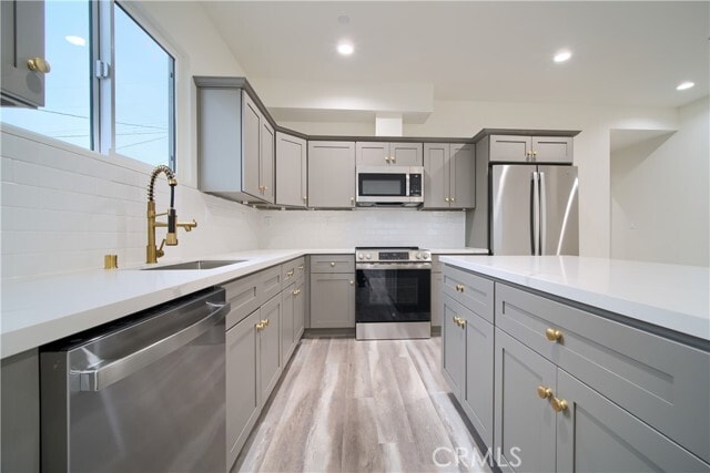 Building Photo - 2013 8th Ave