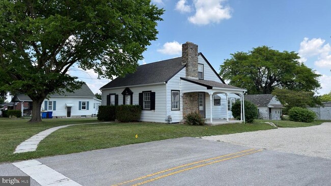 Building Photo - 1898 Baltimore Pike