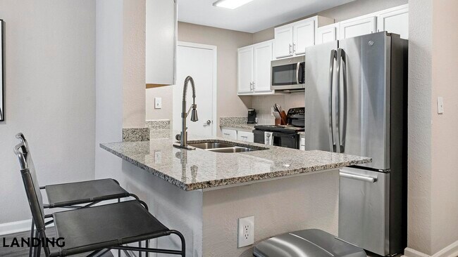 Building Photo - 100 Shellbark Way