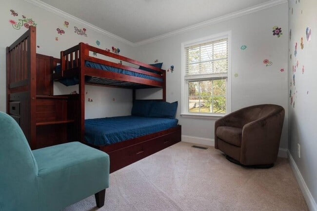 Building Photo - 7206 Sawyer Rd