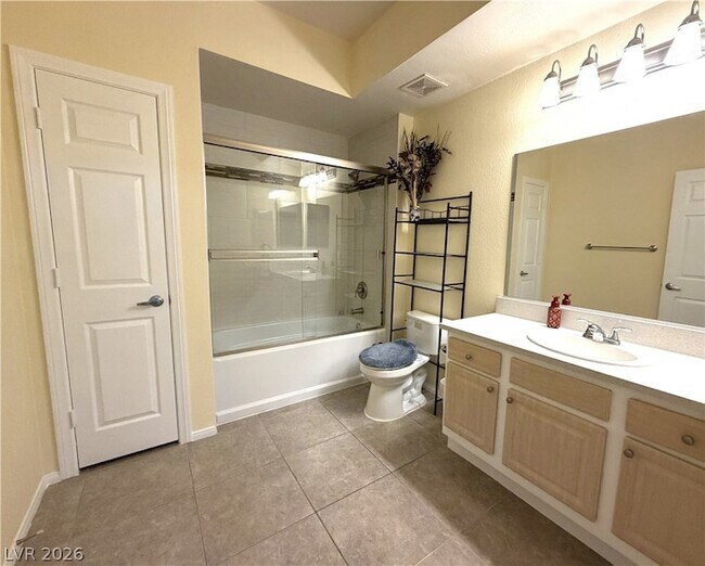 Building Photo - 5250 S Rainbow Blvd