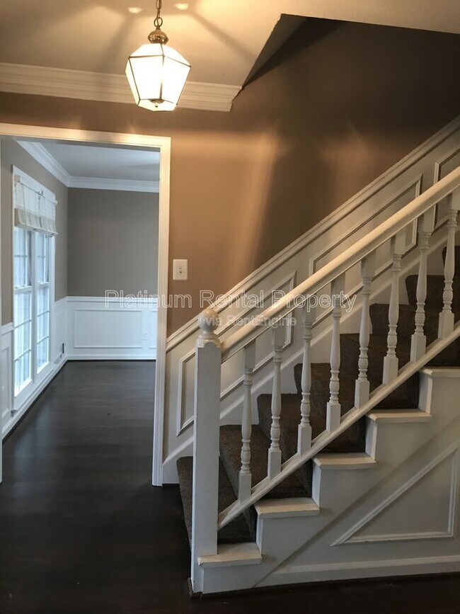 Building Photo - 2990 Summit Ridge