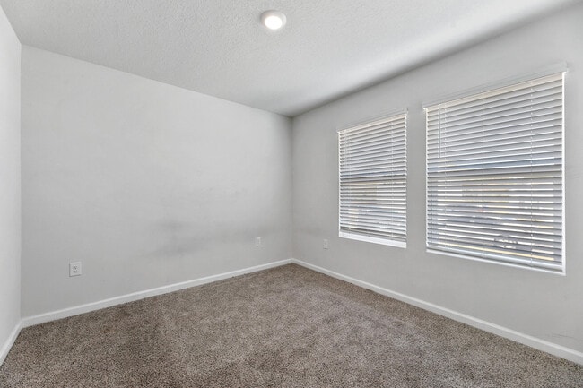 Building Photo - 3003 Jane Ln