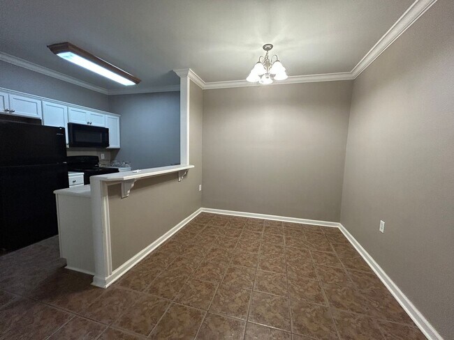 Building Photo - CONDO UNIT IN DENHAM SPRINGS
