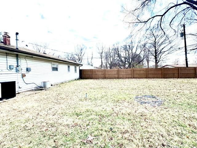 Building Photo - 1609 Foster Dr